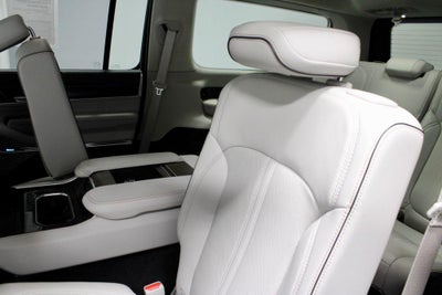 2023 Jeep Grand Wagoneer Series II