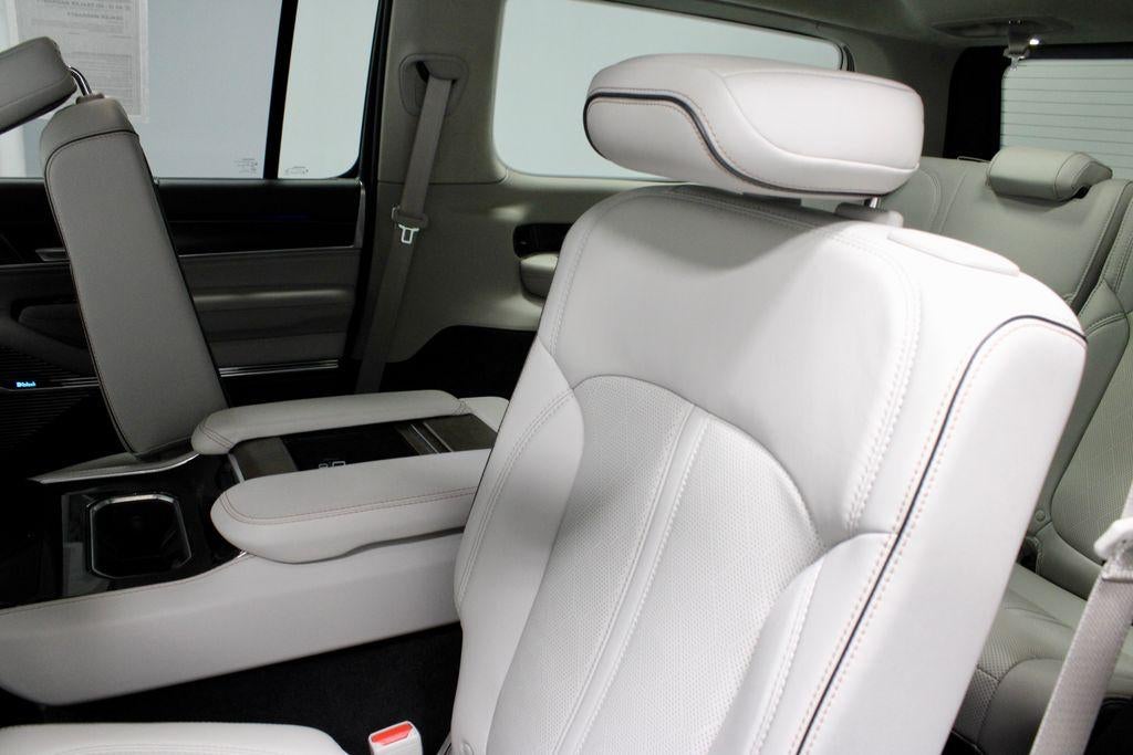 2023 Jeep Grand Wagoneer Series II
