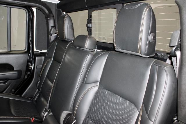 2024 Jeep Gladiator Sport