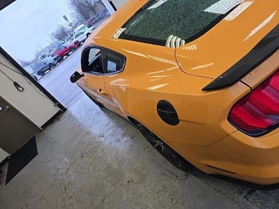 2022 Ford Mustang EcoBoost