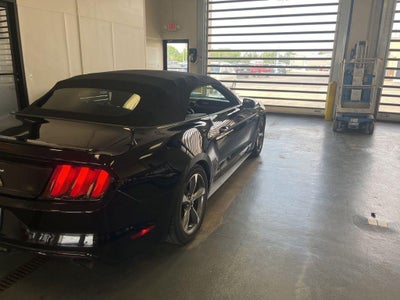 2017 Ford Mustang V6
