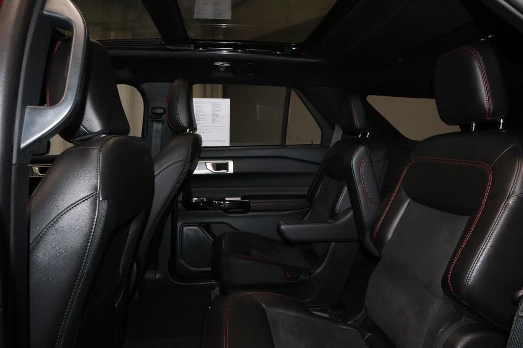 2024 Ford Explorer ST-Line