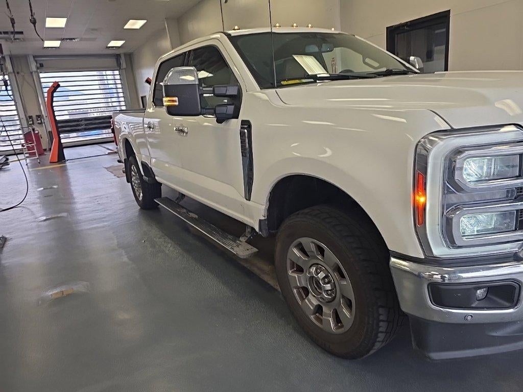 2023 Ford Super Duty F-250 SRW Lariat