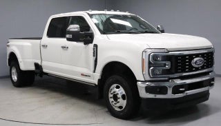 2023 Ford Super Duty F-350 DRW Lariat