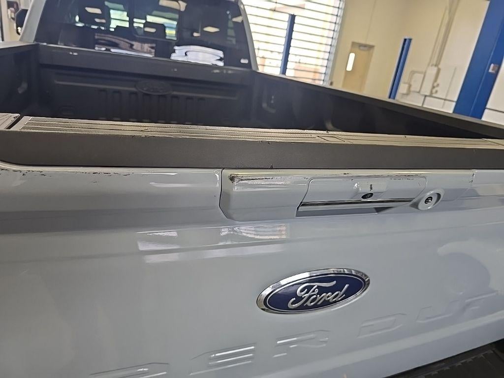 2024 Ford Super Duty F-350 DRW Lariat