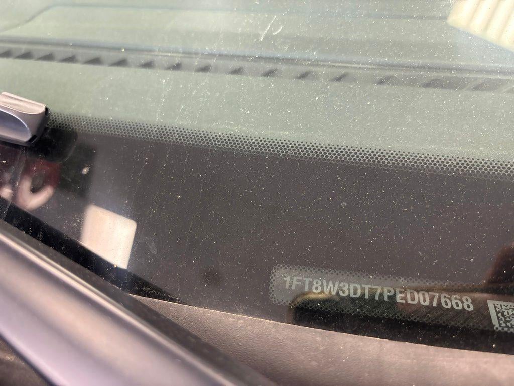 2023 Ford Super Duty F-350 DRW XL