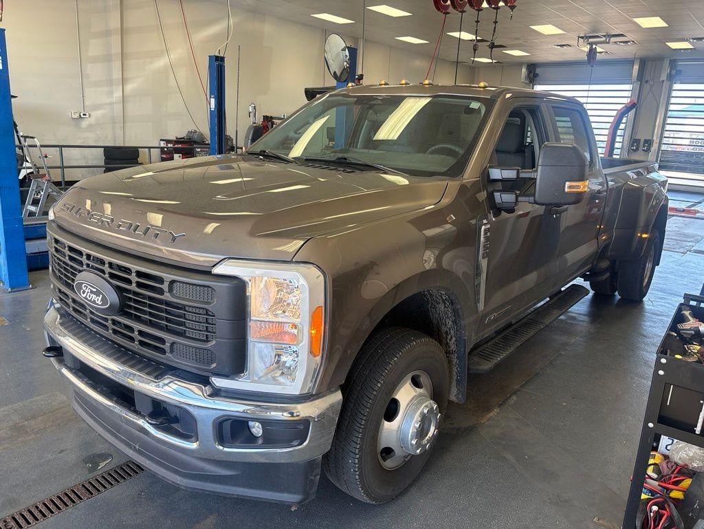 2023 Ford Super Duty F-350 DRW XL
