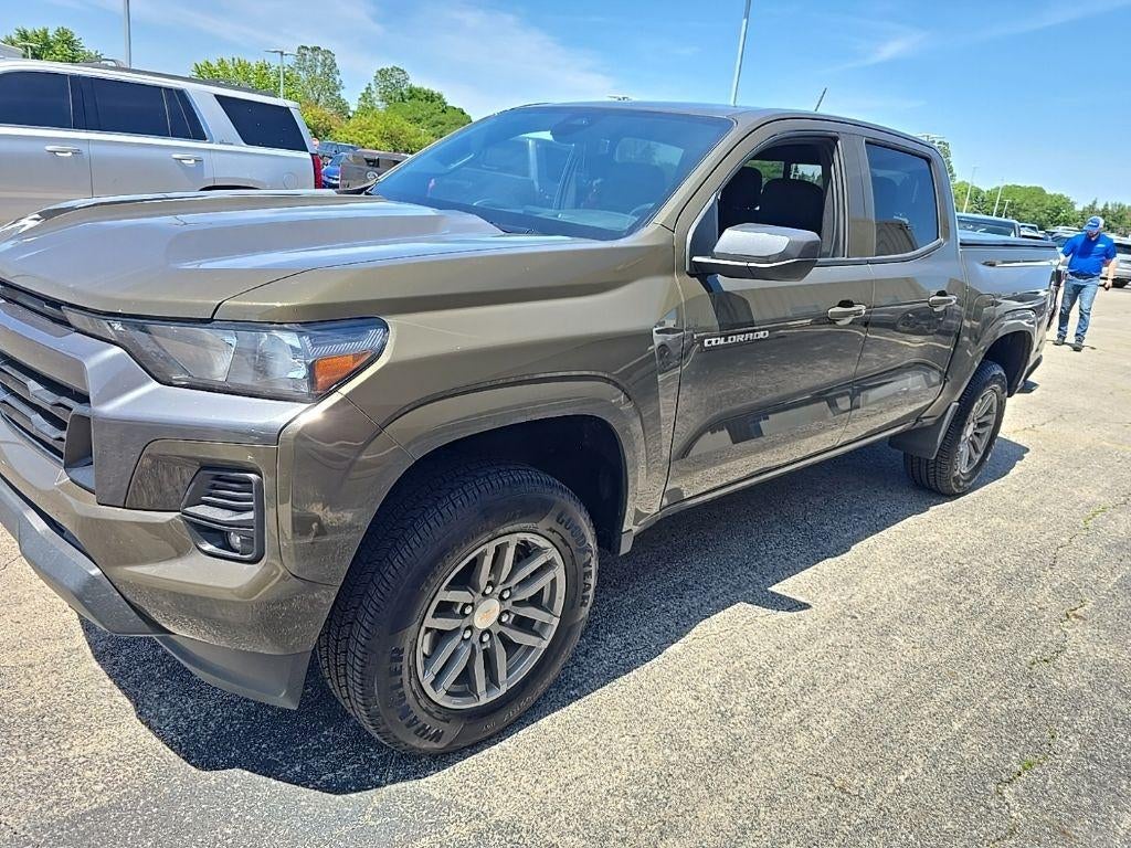 2023 Chevrolet Colorado 2WD LT Crew Cab Short Box's photo
