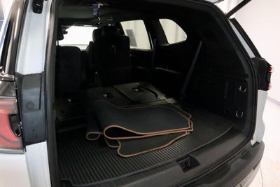 2024 GMC Acadia AT4