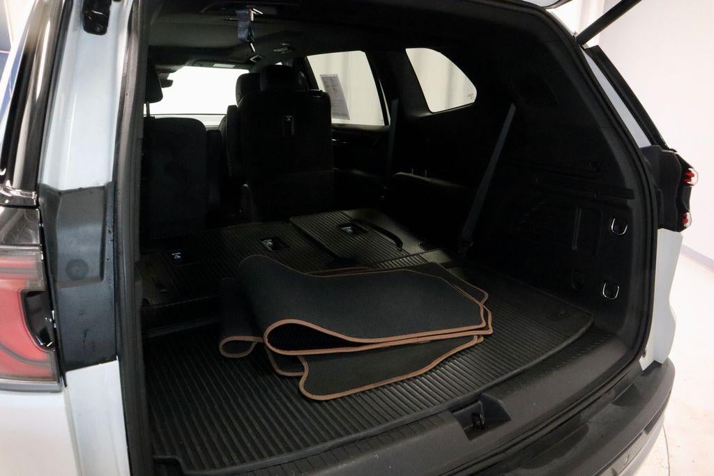 2024 GMC Acadia AT4