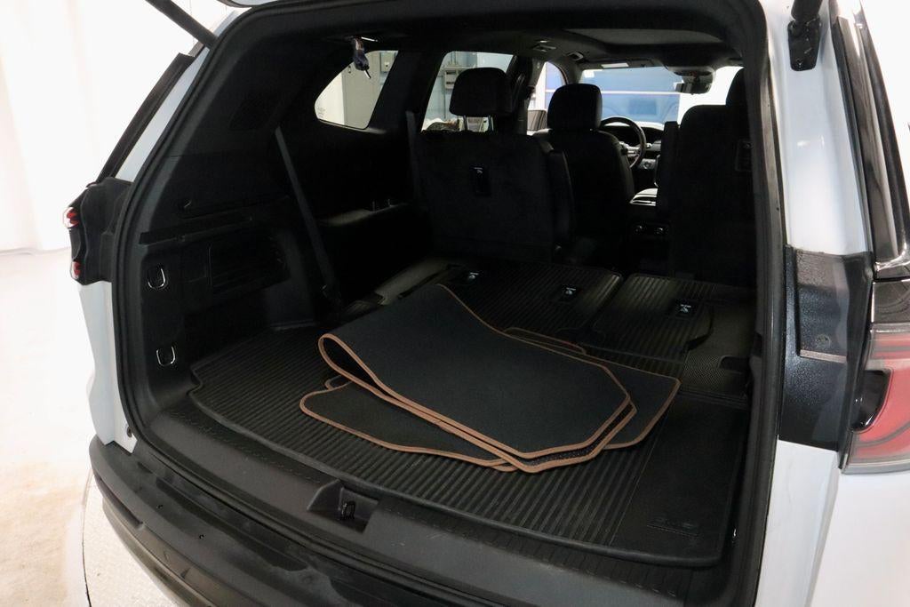 2024 GMC Acadia AT4