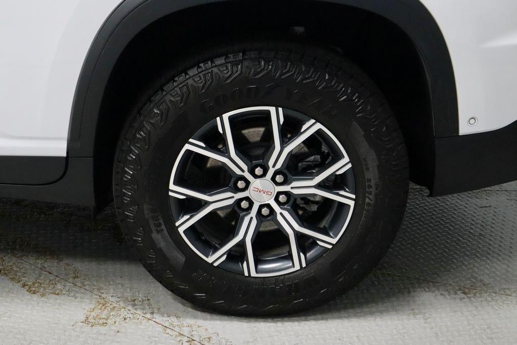 2024 GMC Acadia AT4