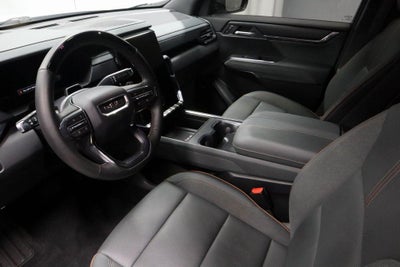 2024 GMC Acadia AT4