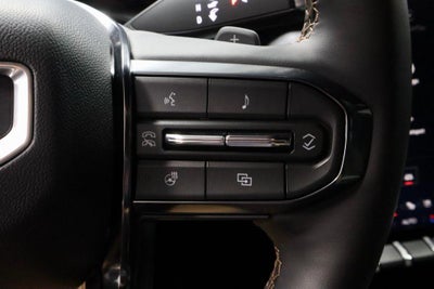 2024 GMC Acadia AT4