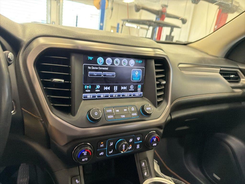 2017 GMC Acadia SLE-2