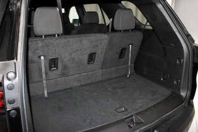 2023 Chevrolet Traverse LT