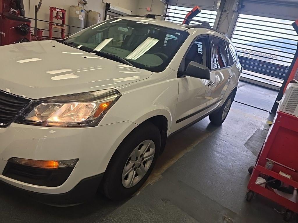 2017 Chevrolet Traverse LS