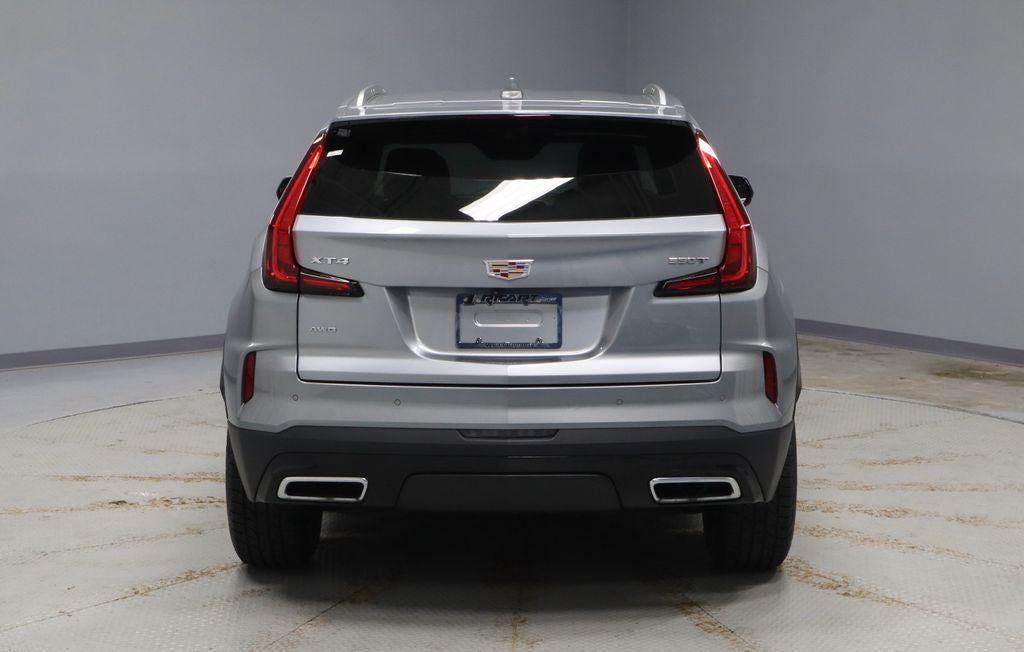 2025 Cadillac XT4 Premium Luxury