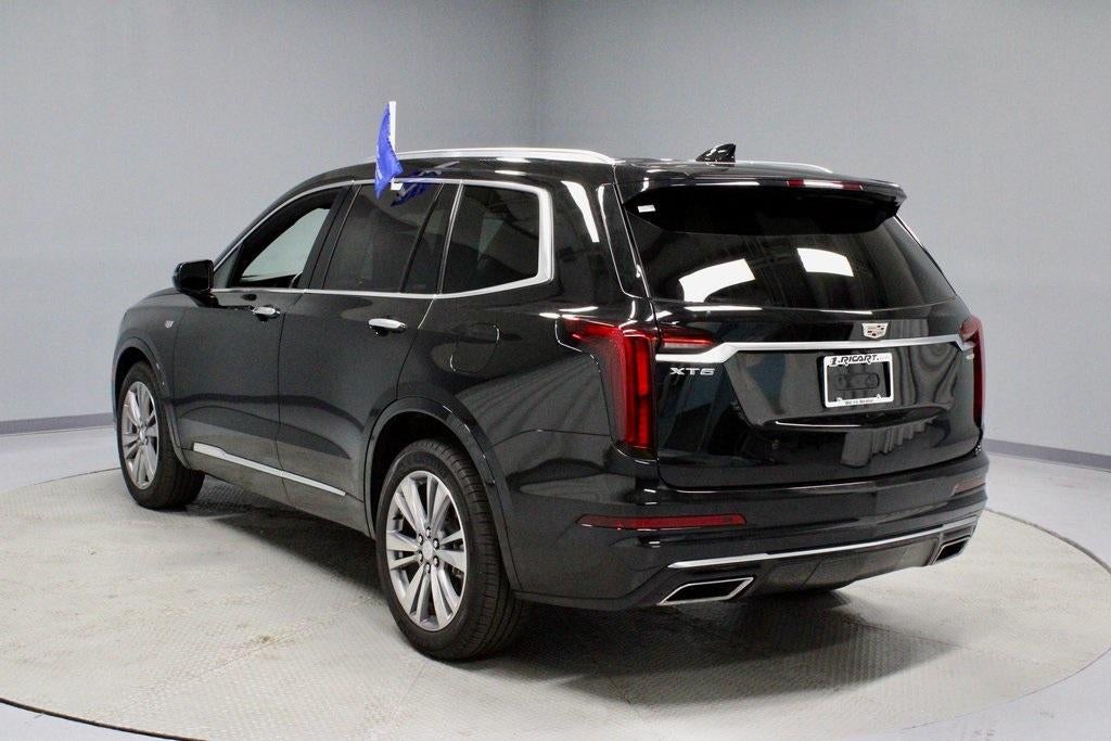 2025 Cadillac XT6 Premium Luxury