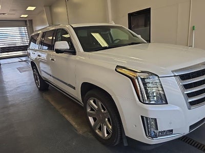 2018 Cadillac Escalade ESV Premium