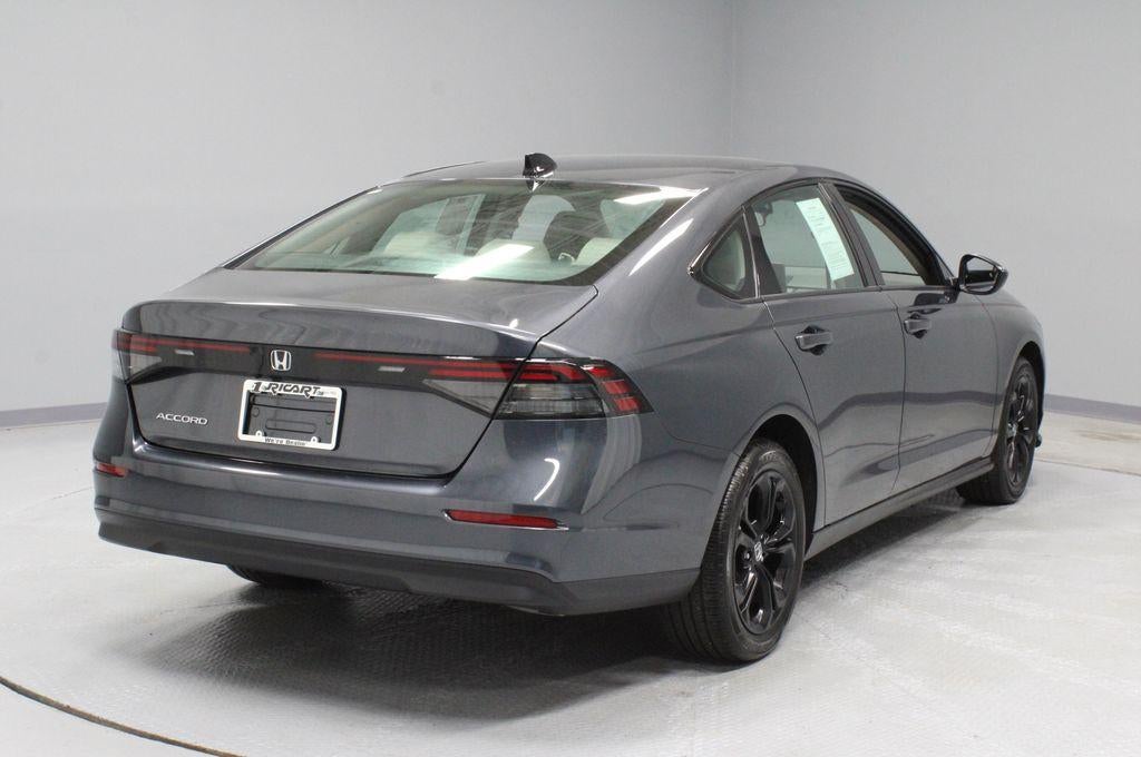 2025 Honda Accord Sedan SE