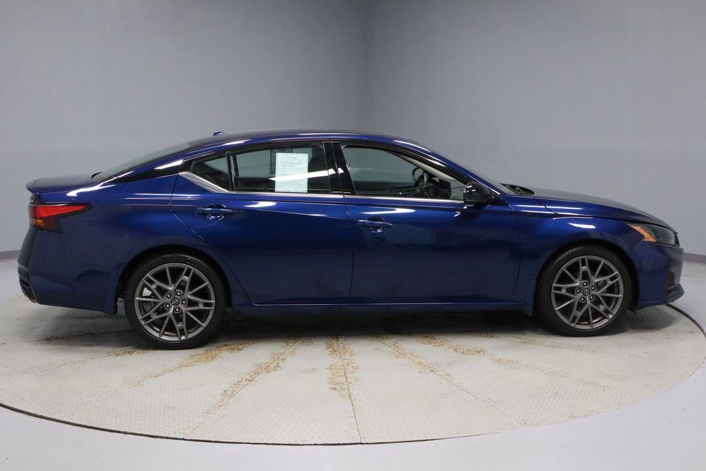 2023 Nissan Altima 2.0 SR