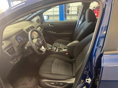 2025 Nissan LEAF SV Plus
