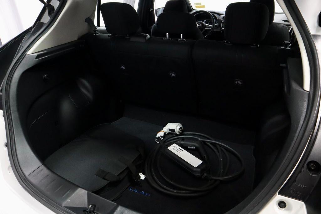 2024 Nissan LEAF SV Plus