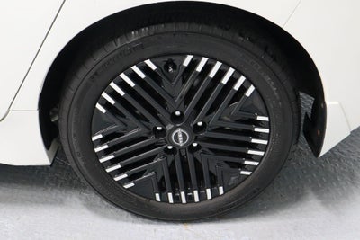 2024 Nissan LEAF SV Plus