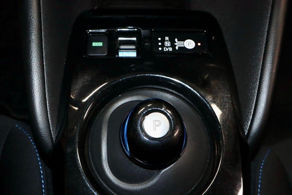 2024 Nissan LEAF SV Plus