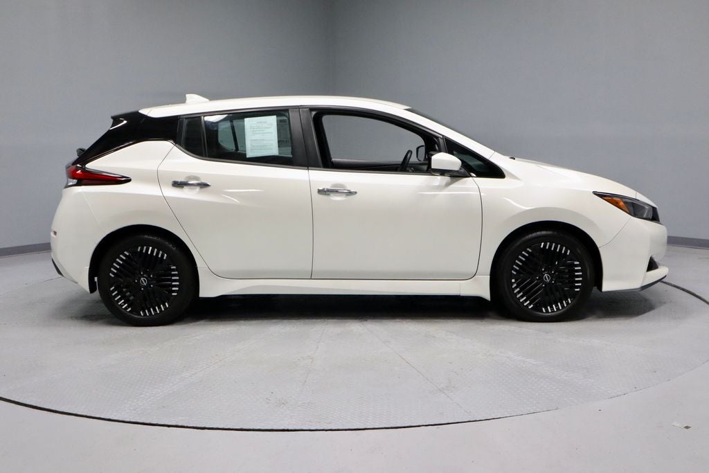 2024 Nissan LEAF SV Plus