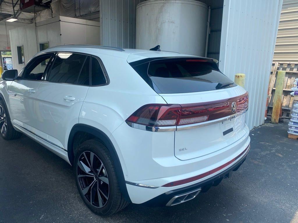 2024 Volkswagen Atlas Cross Sport 2.0T SEL Premium R-Line