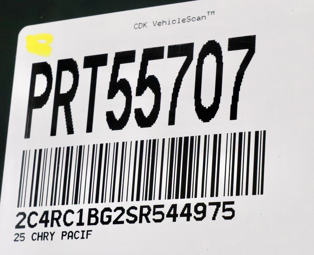 2025 Chrysler Pacifica Select