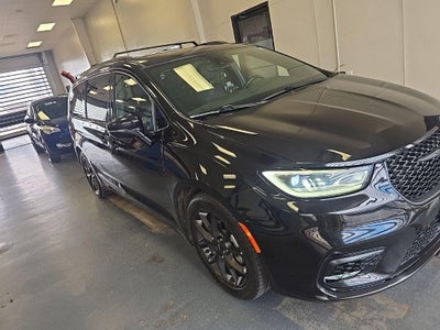 2021 Chrysler Pacifica Touring L