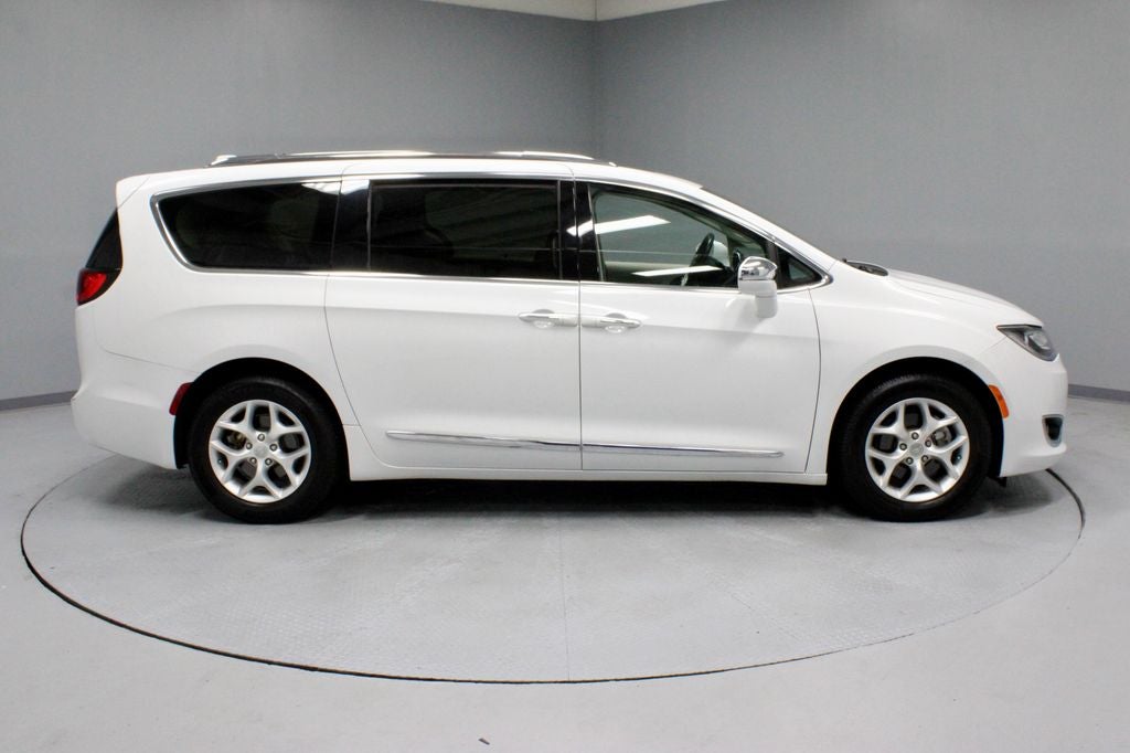 2020 Chrysler Pacifica Limited