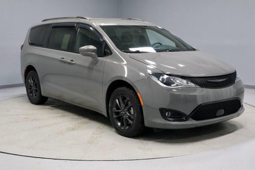 2020 Chrysler Pacifica Launch Edition