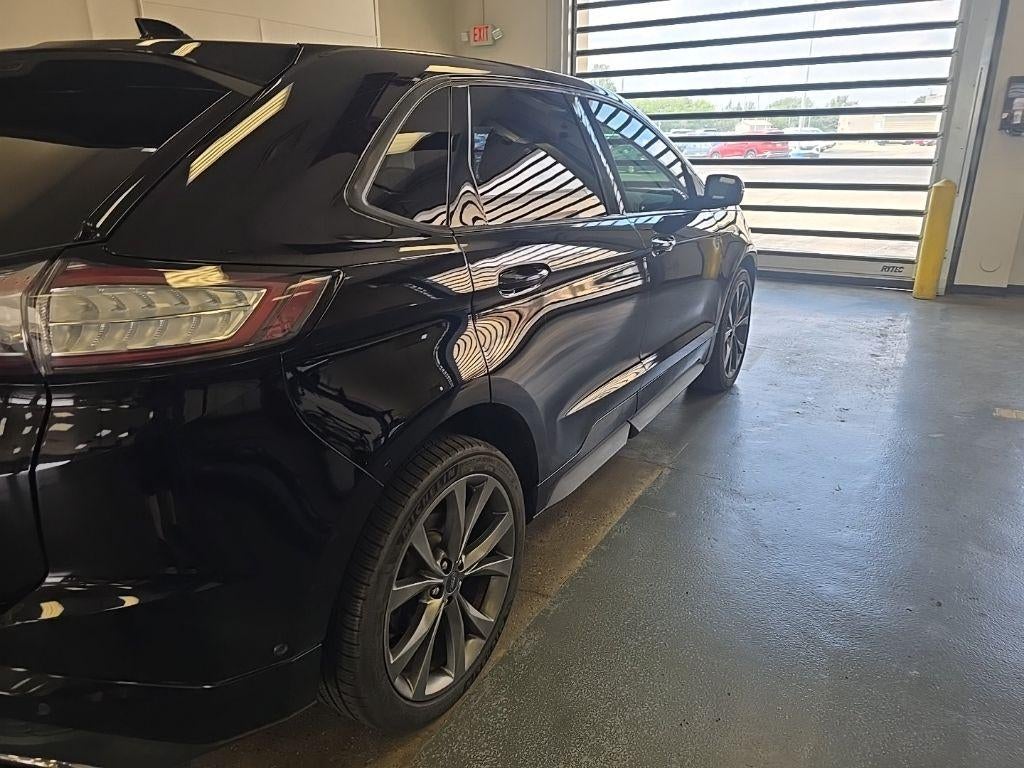 2017 Ford Edge Sport