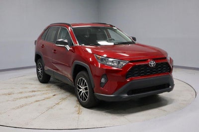 2020 Toyota RAV4 LE