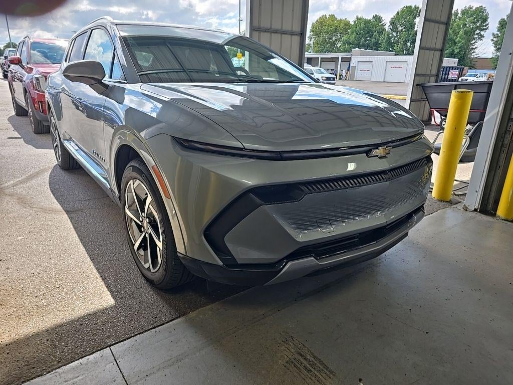 2024 Chevrolet Equinox EV LT