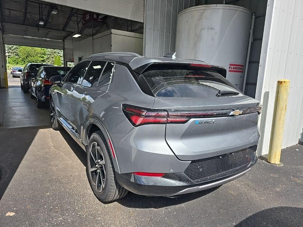 2024 Chevrolet Equinox EV LT