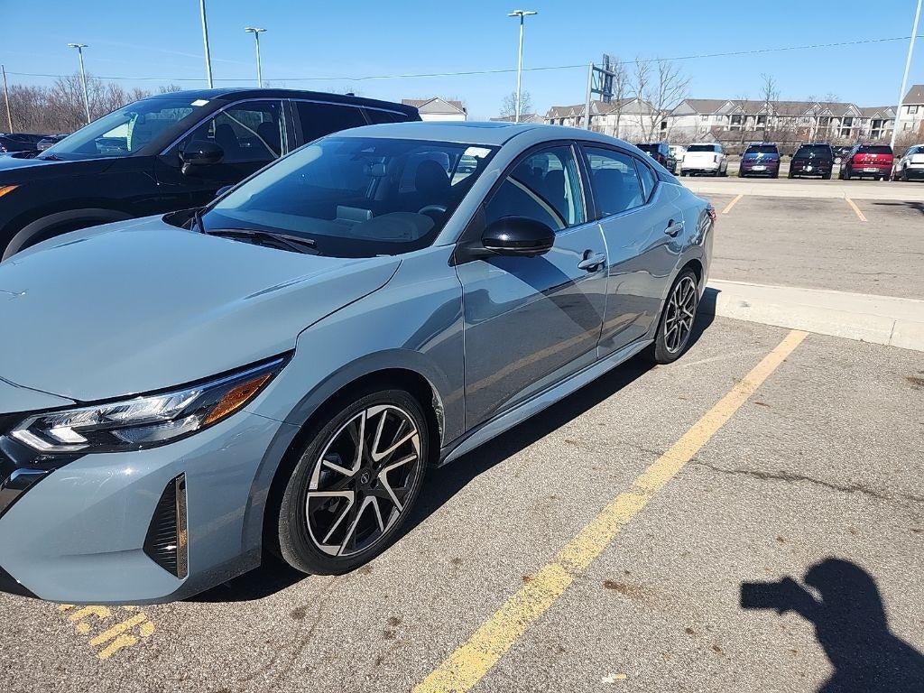 2025 Nissan Sentra SR