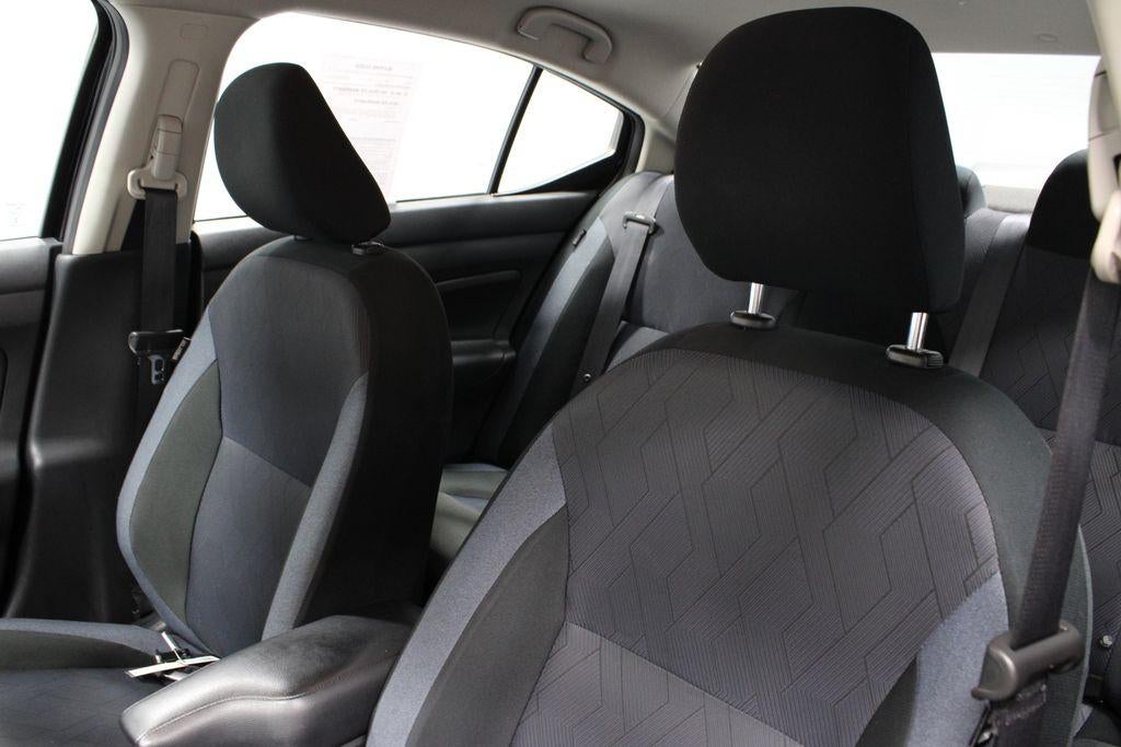 2024 Nissan Versa 1.6 SV