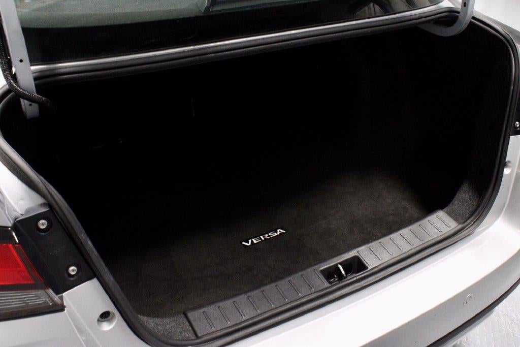2024 Nissan Versa 1.6 SV