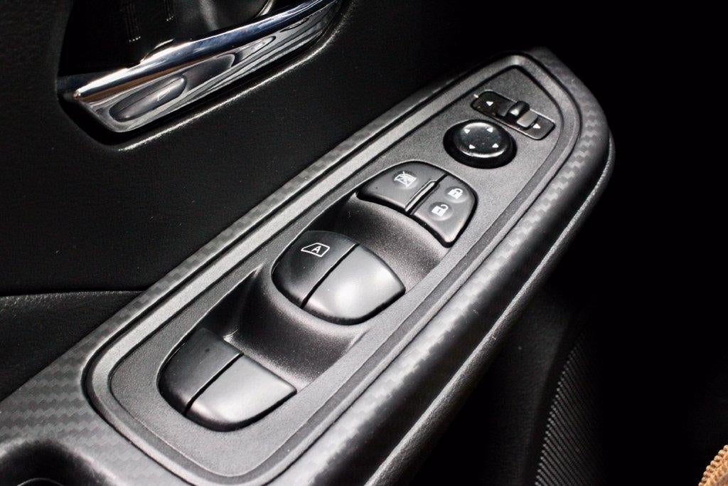 2024 Nissan Versa 1.6 SV