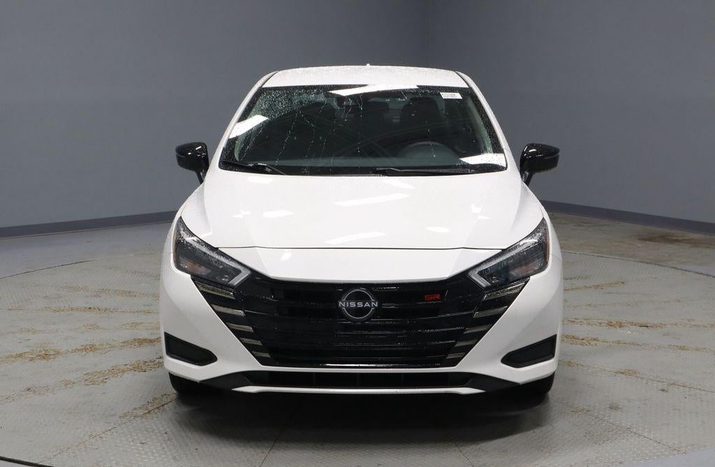 2024 Nissan Versa 1.6 SR