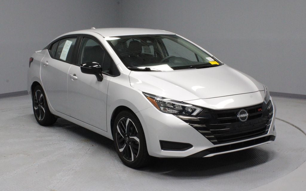 2024 Nissan Versa 1.6 SR