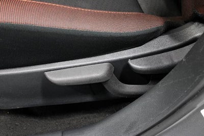 2024 Nissan Versa 1.6 SR