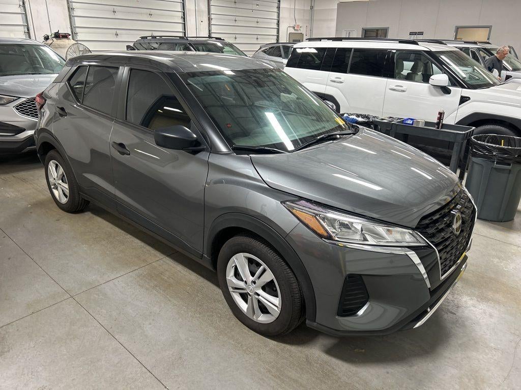 2025 Nissan Kicks Play S