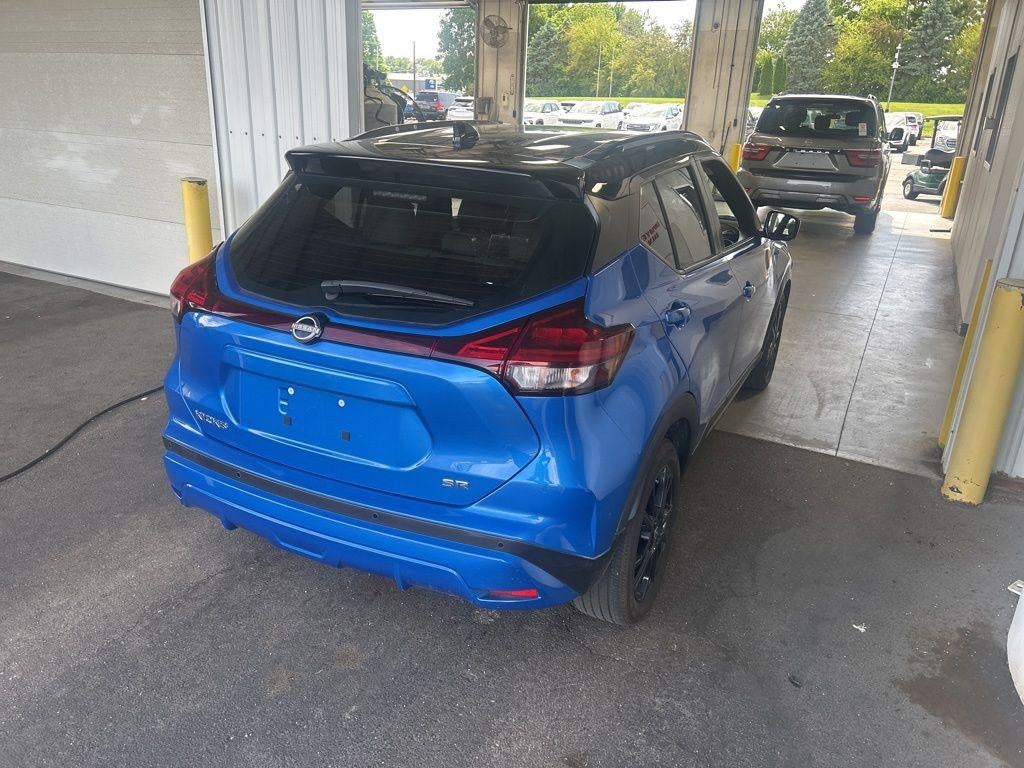 2023 Nissan Kicks SR