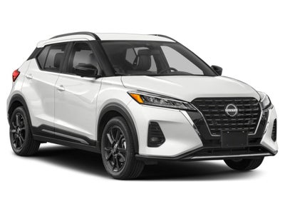 2022 Nissan Kicks SR